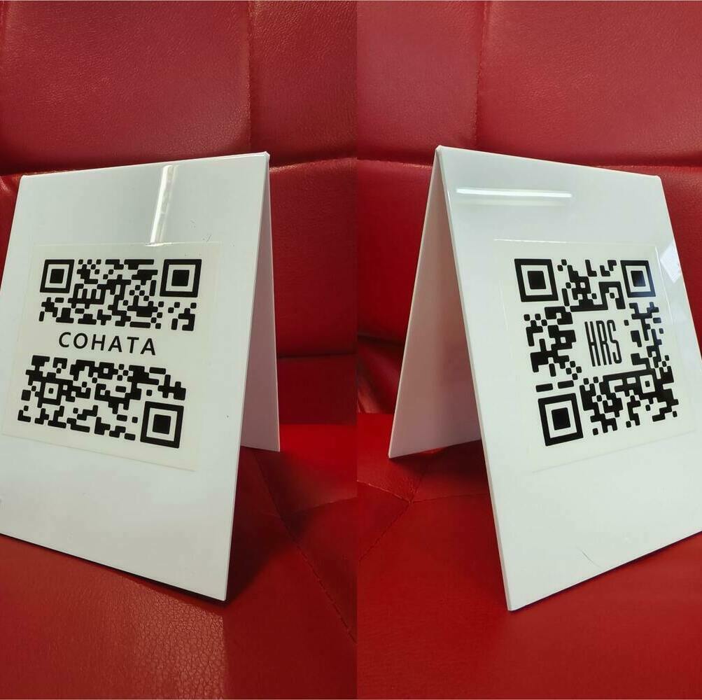 таблички с qr кодом изготовление на заказ