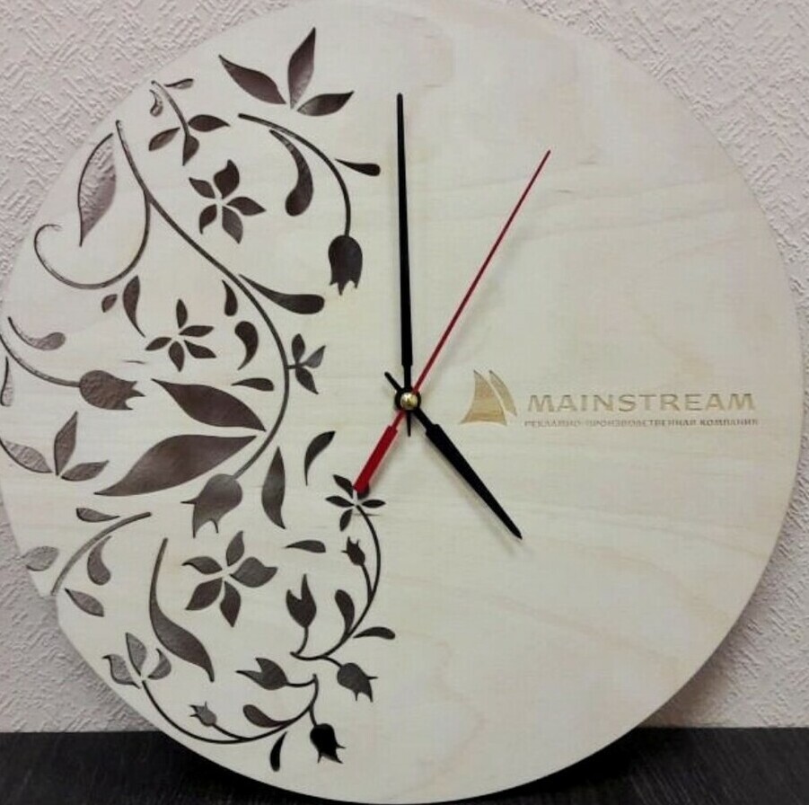 Часы из фанеры со сквозной резкой Деревянные часы с логотипом изготовление на заказ