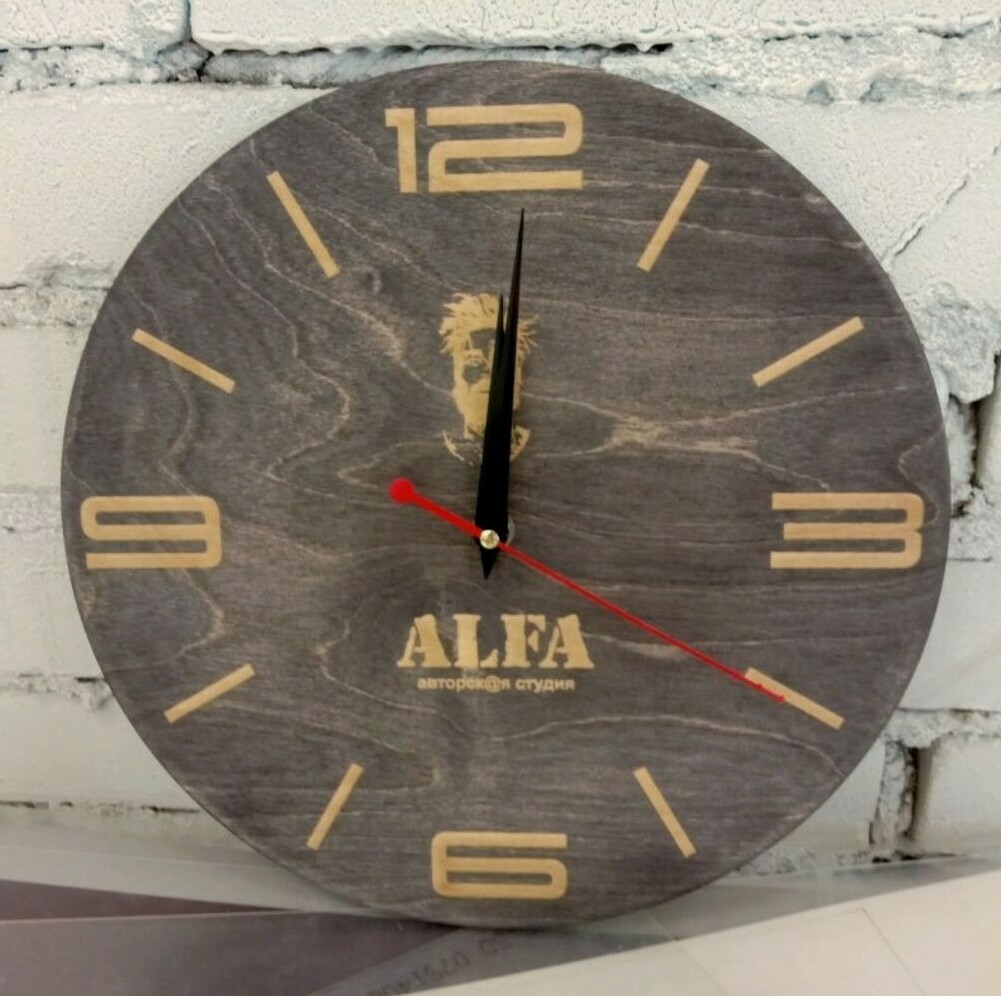 Деревянные часы с логотипом изготовление на заказ