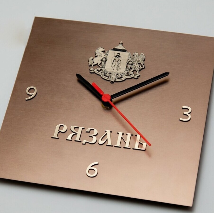 Металлические настенные часы с логотипом на заказ Изготовление часов по индивидуальному дизайну
